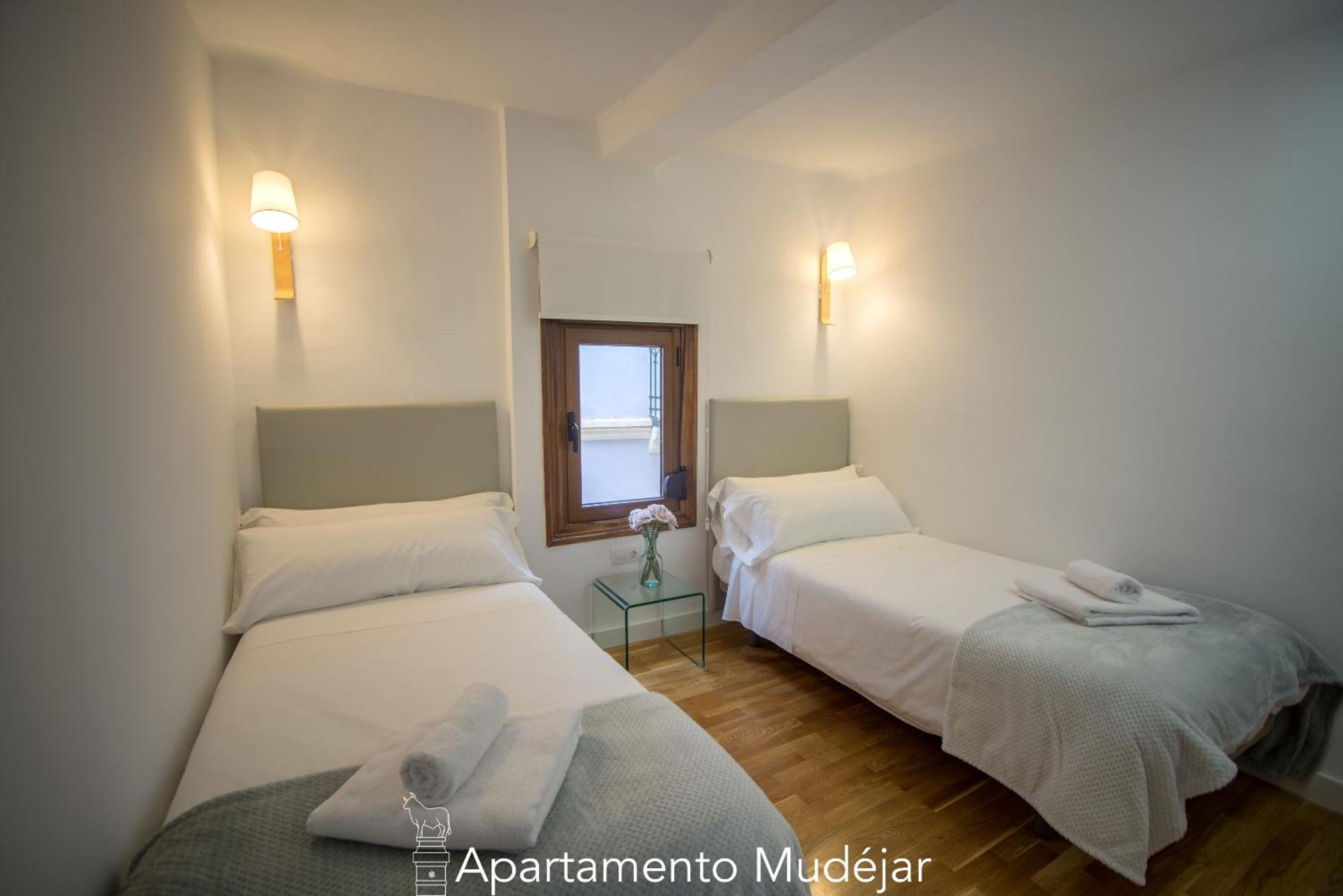 Apartamentos Plaza Del Torico テルエル エクステリア 写真
