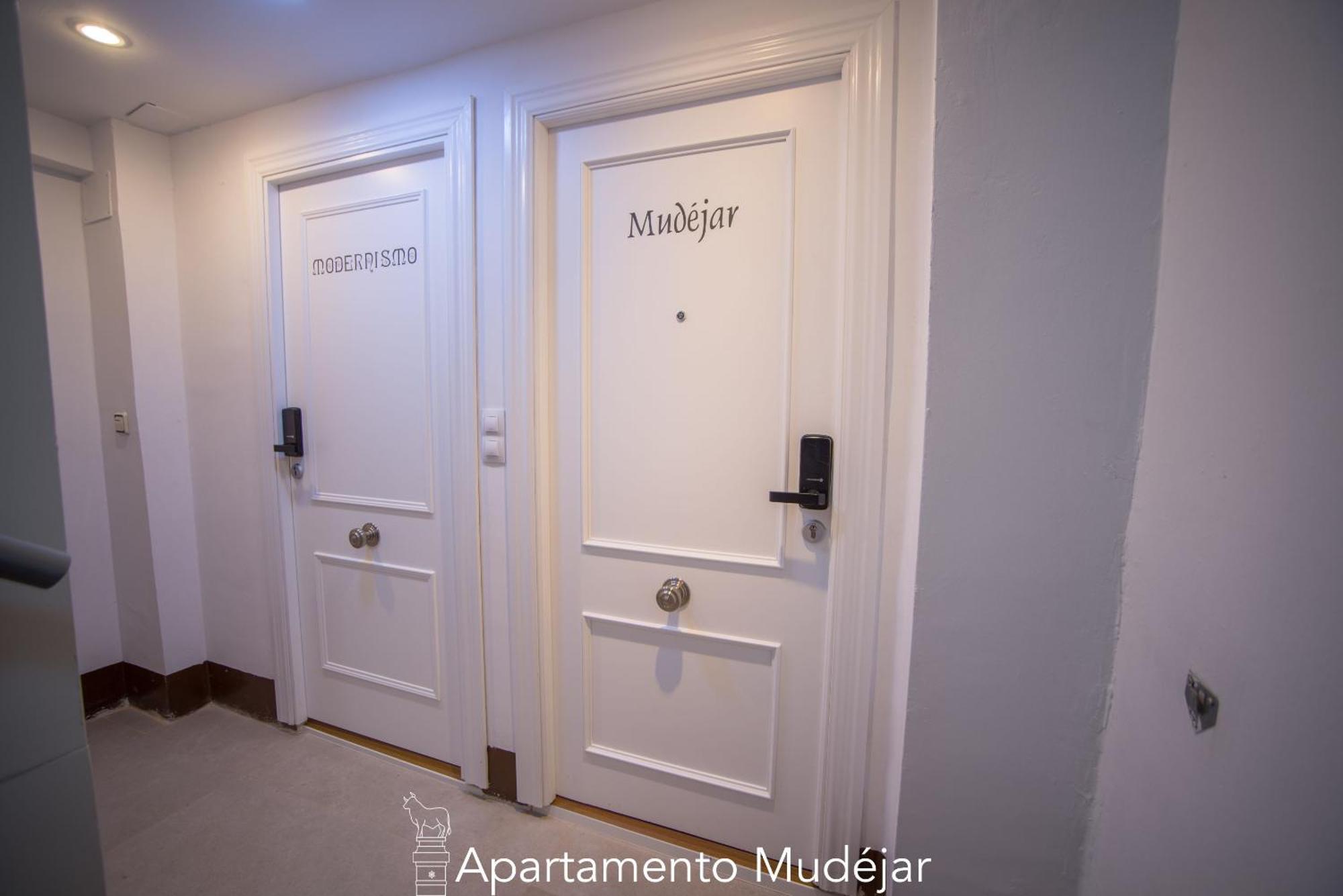 Apartamentos Plaza Del Torico テルエル 部屋 写真