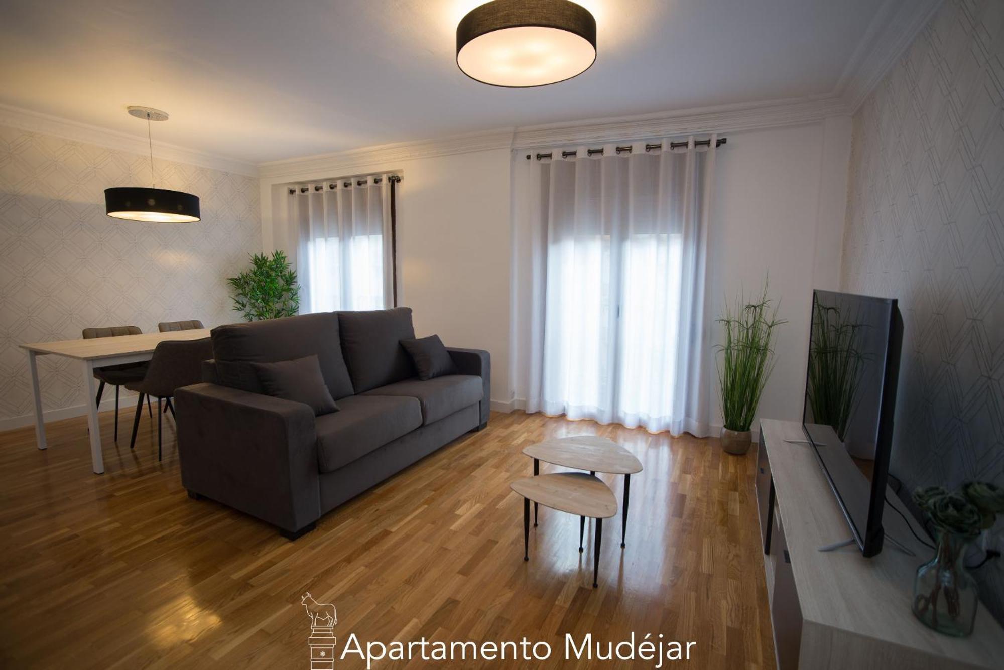 Apartamentos Plaza Del Torico テルエル 部屋 写真